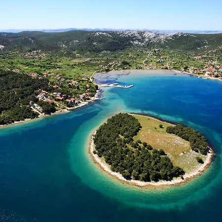 House Pansy * Pašman