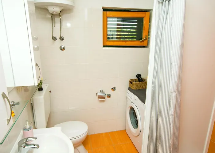 House Pansy Vakantiehuis Pašman