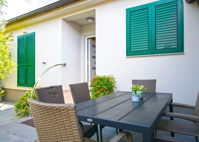 Hébergement de vacances House Pansy *