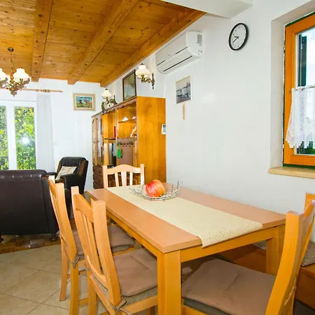 Vakantiehuis House Pansy *