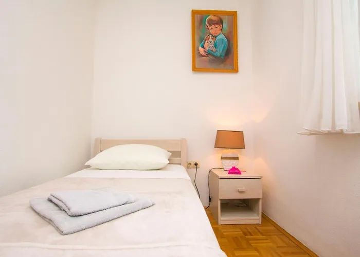 House Pansy * Pašman